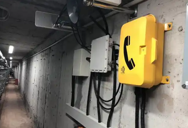  環(huán)境適應(yīng)性強(qiáng)的管廊IP電話具備哪些特點(diǎn)？